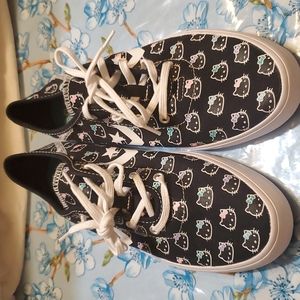 Hello Kitty Converse Womens size 9